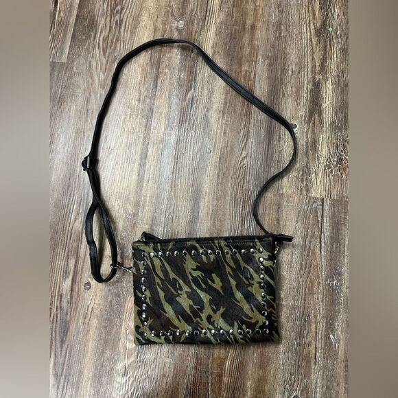 LAGGO Camo City Bag Studded Leather Pouch Crossbody Made in the USA - Picture 2 of 11